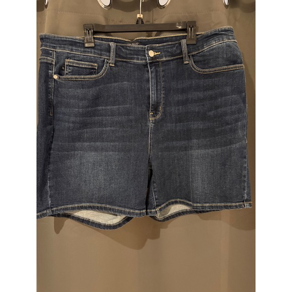 Pants - Judy Blue Mid Rise Contrast Medium Wash 4XL
